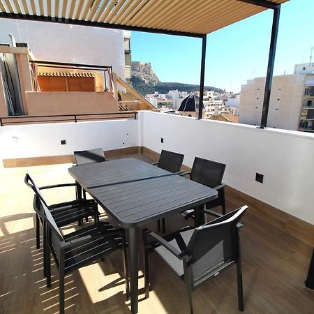 Apartmán Atico Loft De Lujo Con Terraza Espectacular Y Vista A Los 2 Castillos Alicante Exteriér fotografie