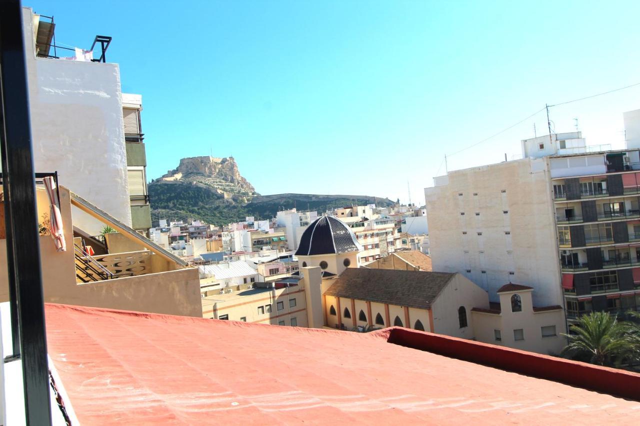 Apartmán Atico Loft De Lujo Con Terraza Espectacular Y Vista A Los 2 Castillos Alicante Exteriér fotografie